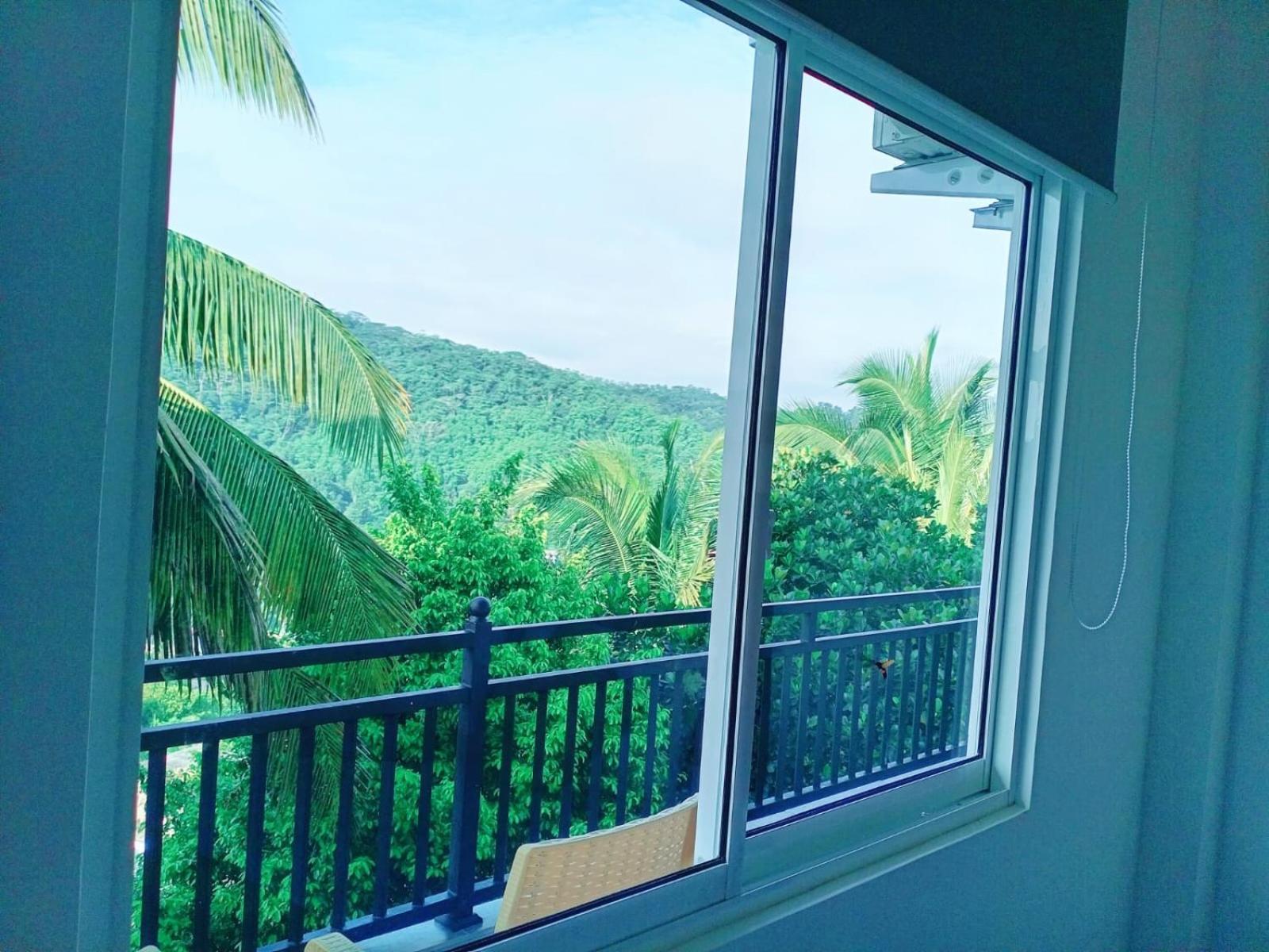 Mountain View Apartment Канди Екстериор снимка